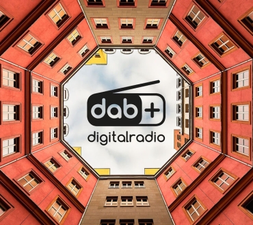 Broadcasting DAB+ vs ANALOGICO